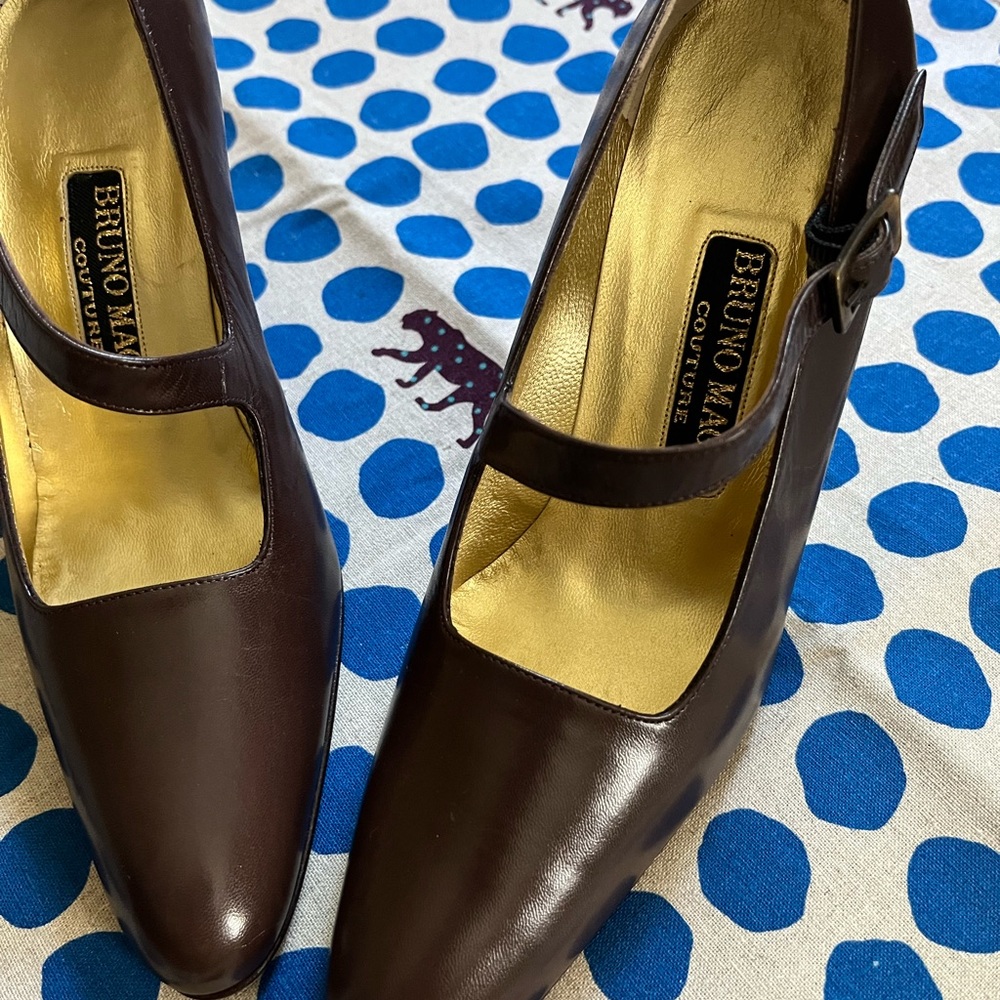 New Women’s Bruno Magli Mary Jane Heels Shoes All Leather Made in Italy Size 6